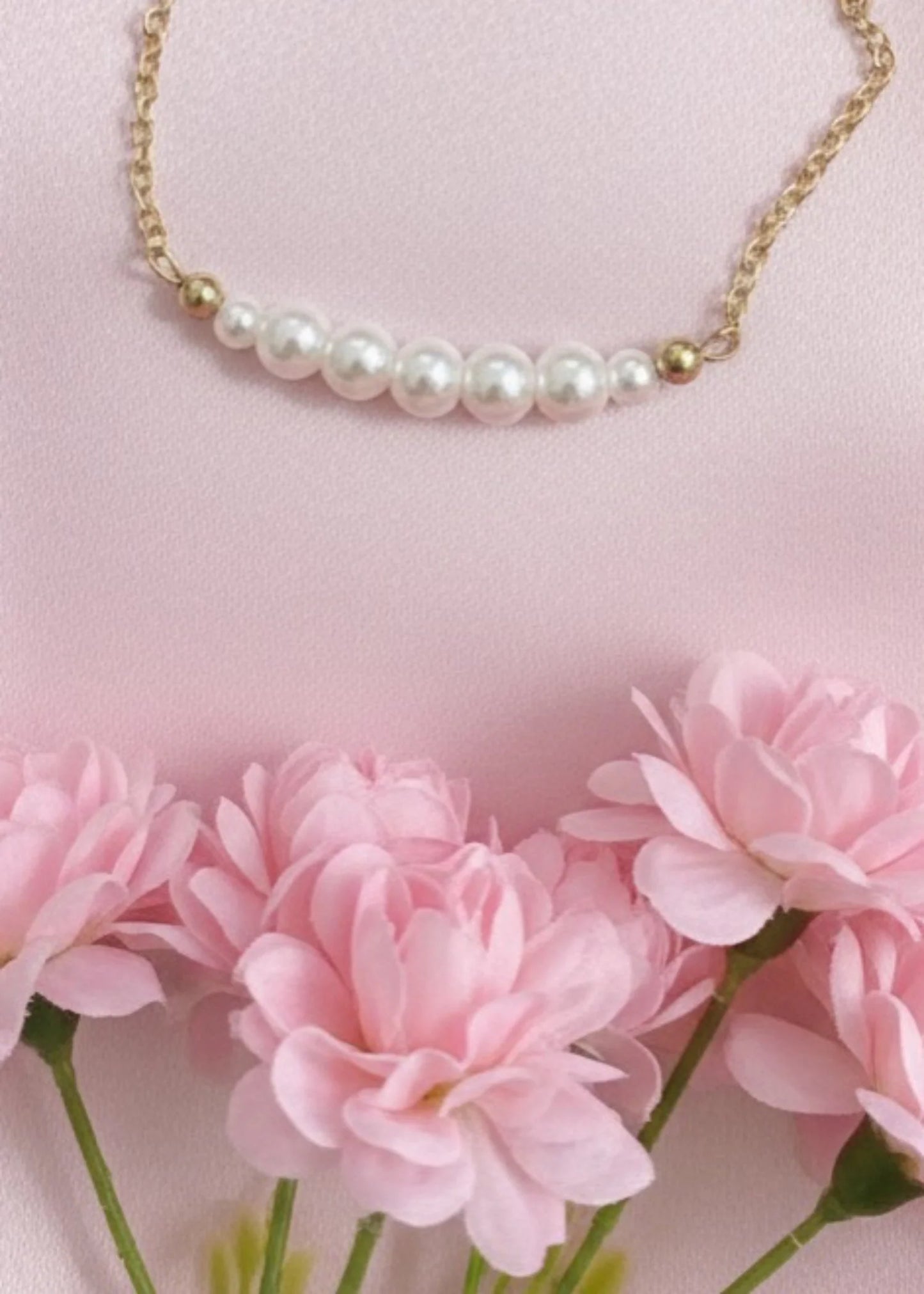 Pearls Minimalist Bracelet