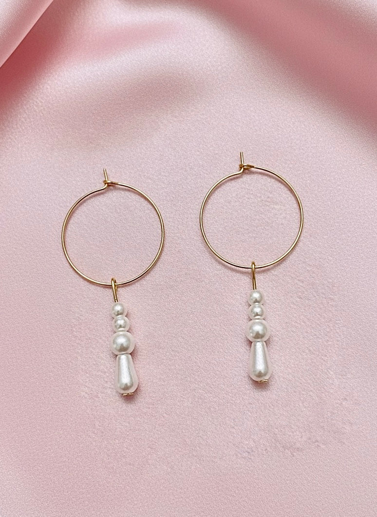 Amore Pearl Earring