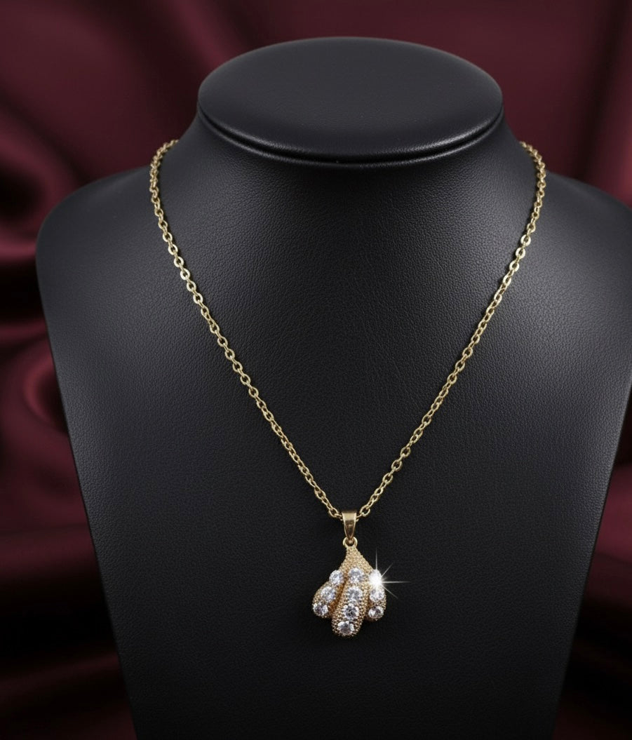 Golden Petal Pendant Necklace with Rhinestones