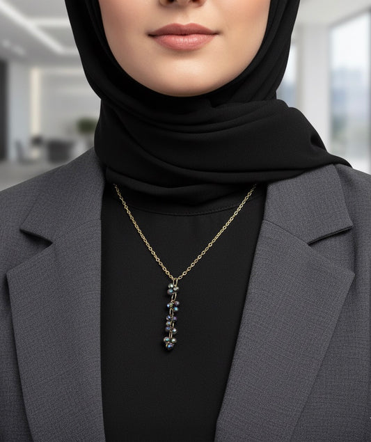 Minimalist Crystal Pendant Necklace