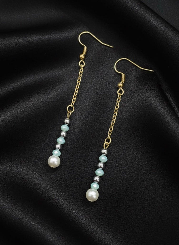 Mint Green Pearl and Gold Dangle Earring