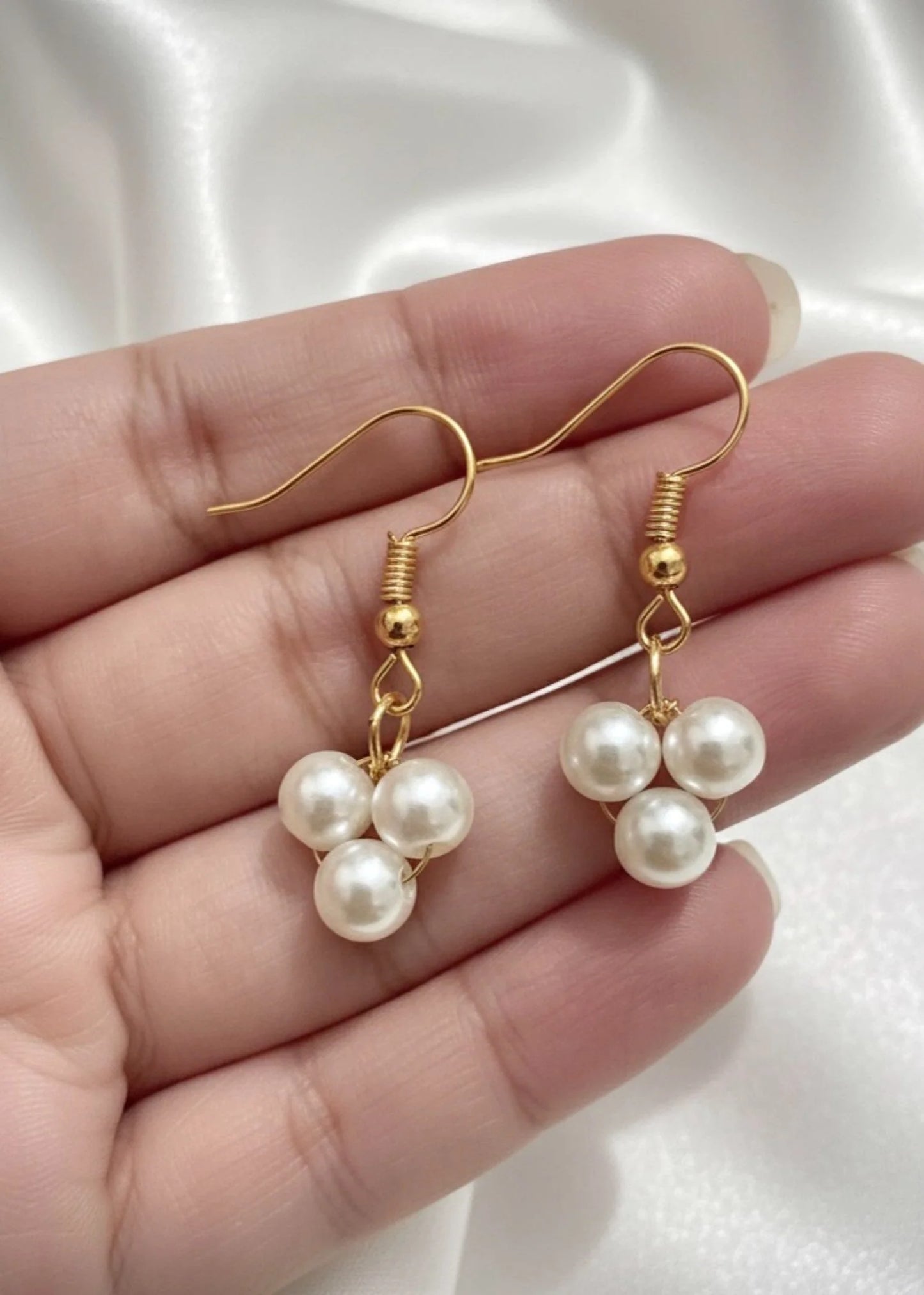 Pearl Clover Earrings