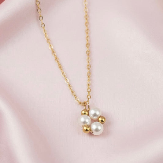 Pearl Cluster Gold Necklace