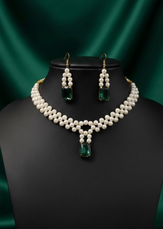Simulated Emerald & Pearls Set